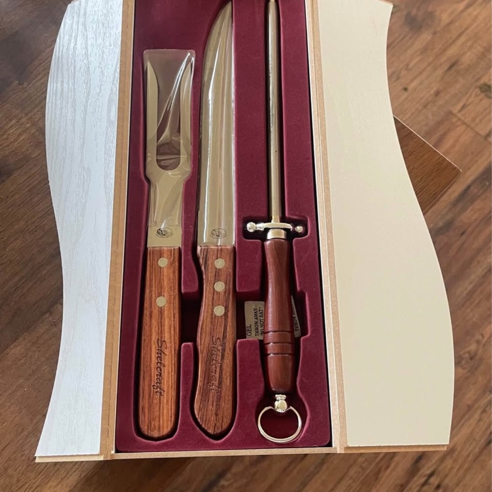 3-PC "NIAGARA" CUTLERY-CARVING SET/STAINLESS STEEL/WOOD HANDLES